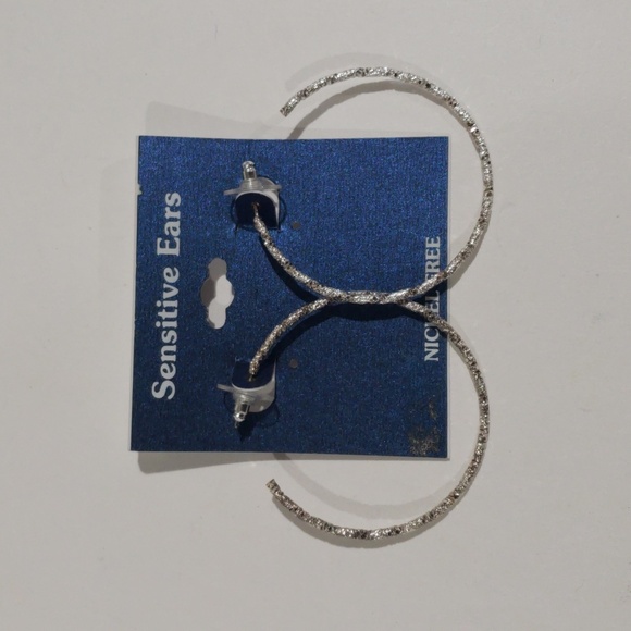 Silver Textured Finished Hoop Earrings - Nickel-Free, Women's Fashion Jewelry - Picture 4 of 8